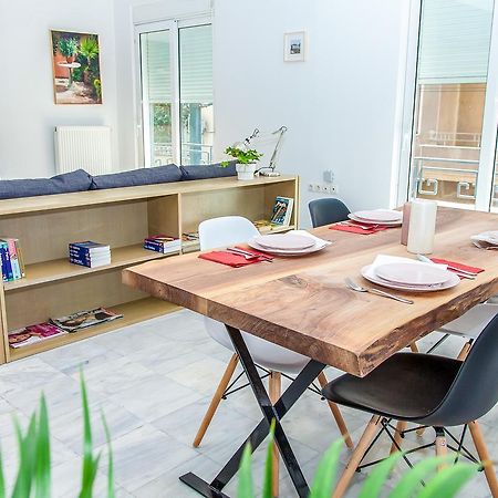Alpha Boutique Apartment Next To Athens Museum Esterno foto