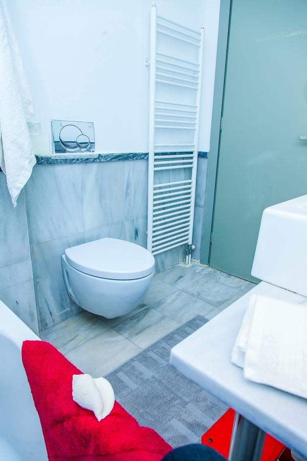 Alpha Boutique Apartment Next To Athens Museum Esterno foto