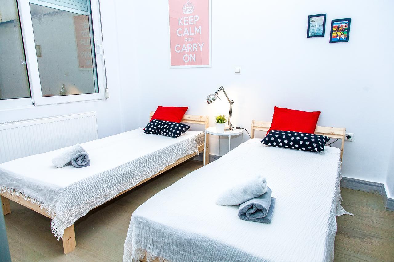 Alpha Boutique Apartment Next To Athens Museum Esterno foto